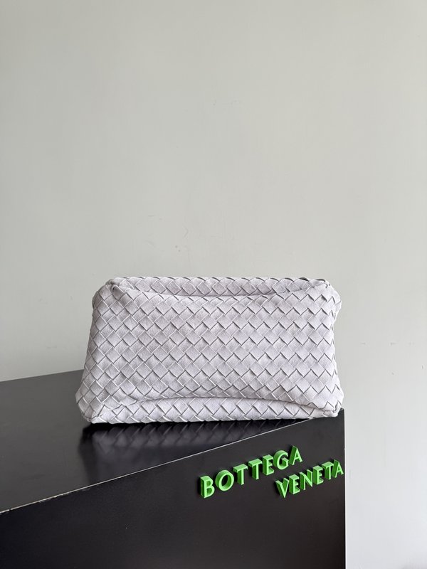 보테가 베네타 인트레치아토 숄더백 001-250992