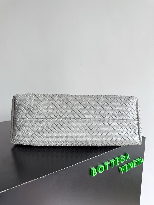 보테가 베네타 피나코테카 인트레치아토 핸드백 001-251082