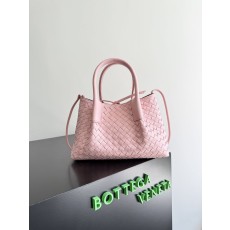보테가 베네타 인트레치아토 버킷백 001-251101