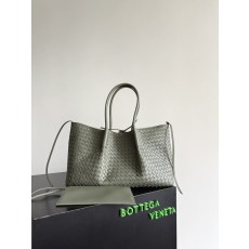 보테가 베네타 피나코테카 인트레치아토 백 001-251106
