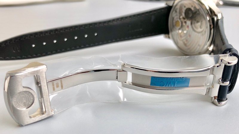 IWC 포르투기제 투르비옹 수동 기계식 시계 001-251308