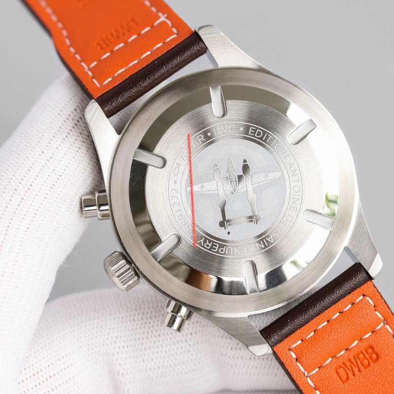 IWC 파일럿 크로노그래프 토매틱 남성용 시계 001-251328