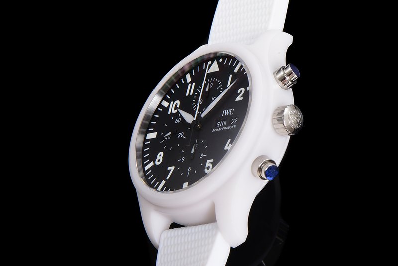 IWC 파일럿 세라믹 크로노그래프 시계 001-251359