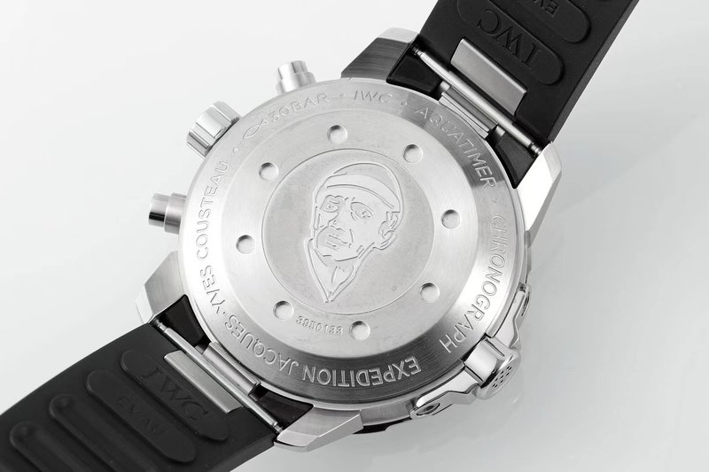 IWC 아쿠아타이머 쿠스토 스페셜 에디션 시계 001-251385