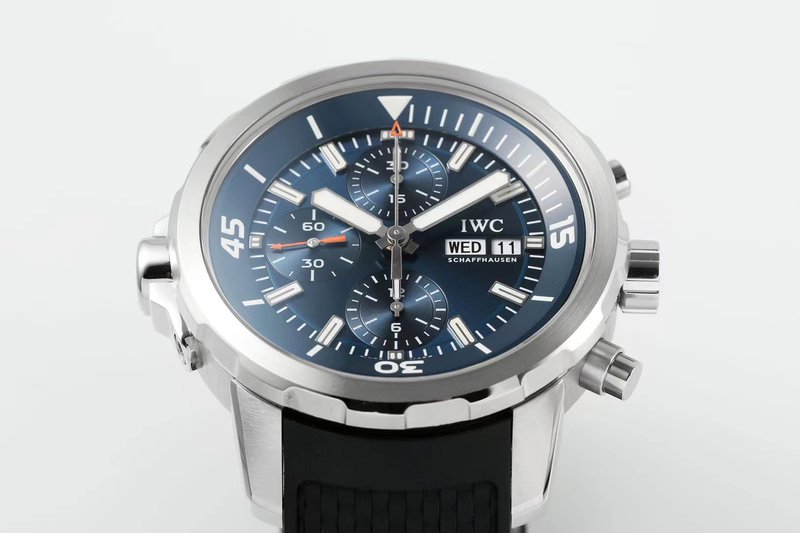 IWC 아쿠아타이머 쿠스토 스페셜 에디션 시계 001-251386