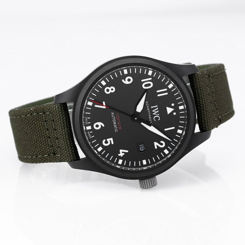 IWC 파일럿 시리즈 세라믹 시계 001-251399