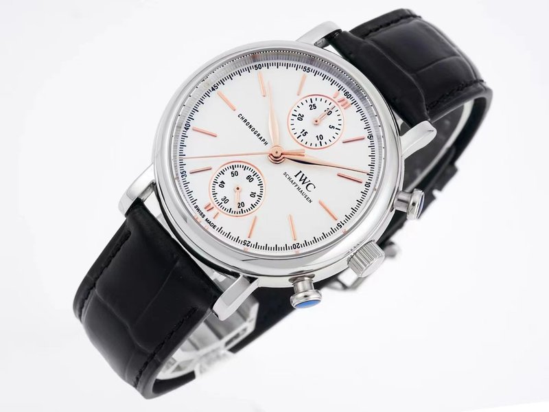 IWC 포르투기제 클래식 크로노그래프 시계 001-251424