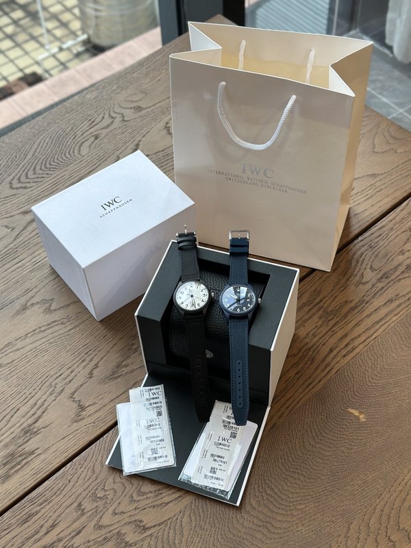 IWC 파일럿 TOP 건 시리즈 시계 001-251425