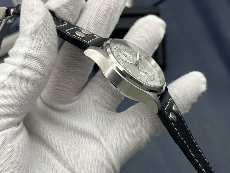 IWC 파일럿 시리즈 토매틱 남성용 시계 001-251426