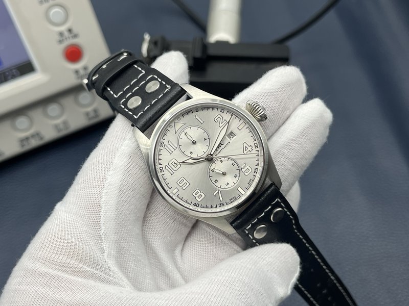 IWC 파일럿 시리즈 토매틱 남성용 시계 001-251426