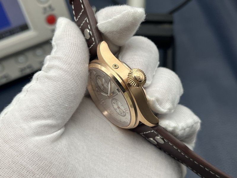 IWC 파일럿 시리즈 오픈백 문페이즈 오토매틱 시계 001-251430