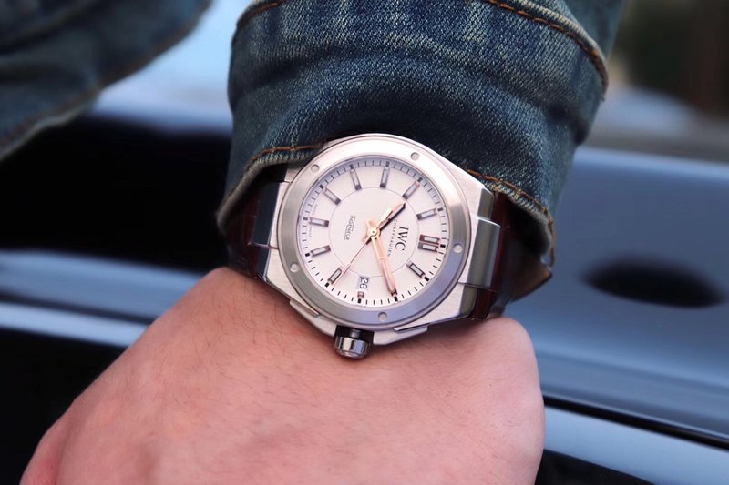 IWC 엔지니어 오토매틱 스틸 워치 001-251431