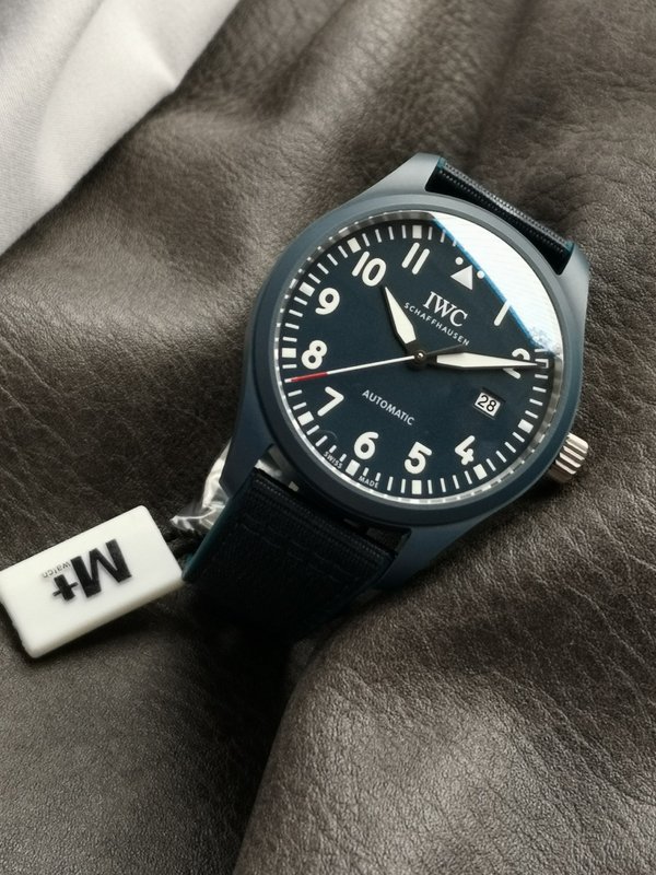 IWC 파일럿 시리즈 블루 세라믹 러버 패브릭 스트랩 001-251433