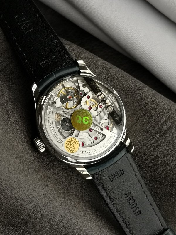 IWC 포르투기제 오토매틱 남성용 시계 001-251434