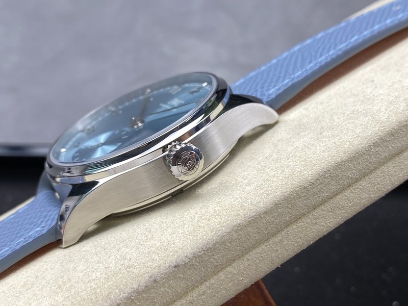 IWC 포르투기제 오토매틱 스몰 세컨즈 시계 001-251465