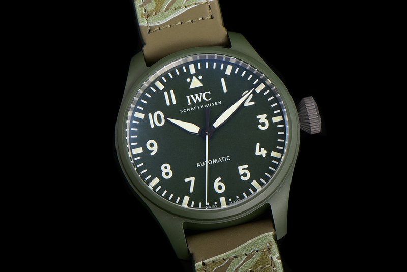 IWC 포레스트 그린 세라믹 티타늄 오토매틱 시계 001-251475