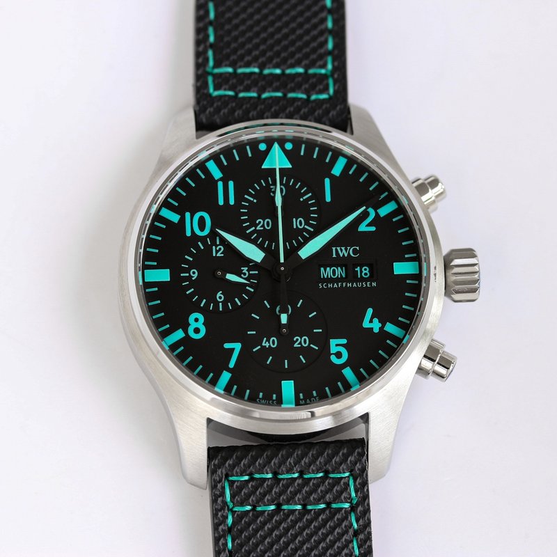 IWC 파일럿 크로노그래프 남성 기계식 시계 001-251476