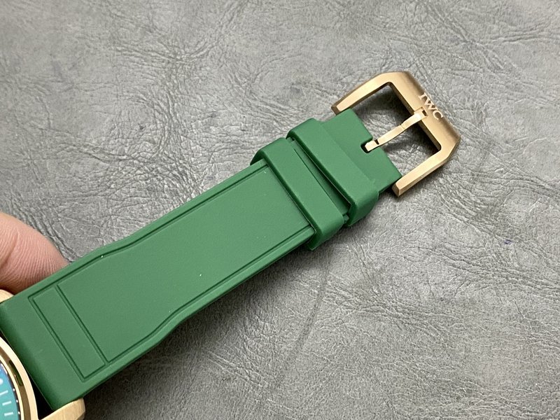 IWC 파일럿 레드골드 그린 다이얼 토매틱 시계 001-251480