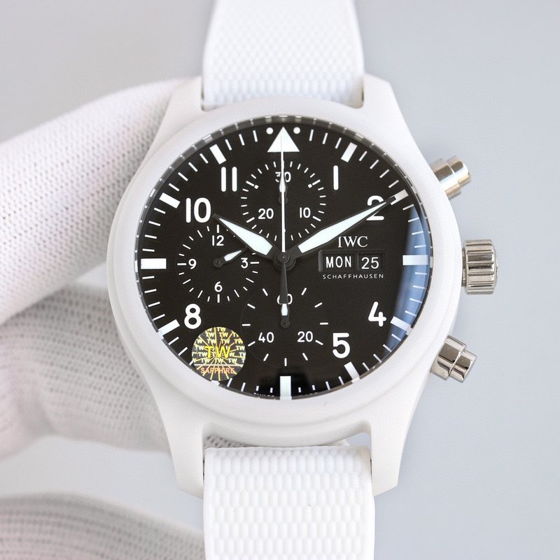 IWC 파일럿 세라믹 크로노그래프 시계 001-251482
