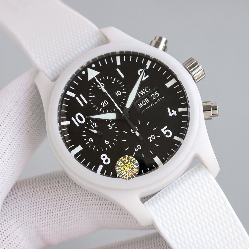 IWC 파일럿 세라믹 크로노그래프 시계 001-251482