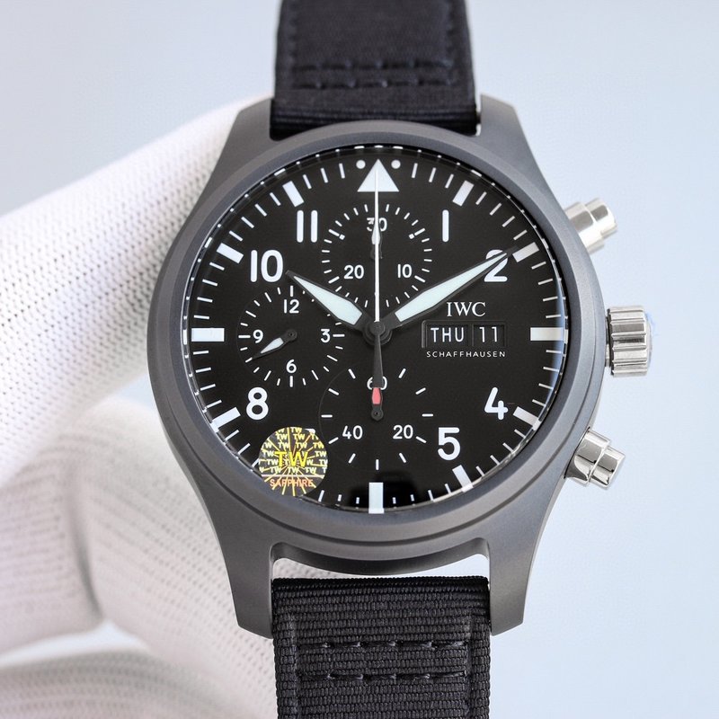 IWC 파일럿 세라믹 크로노그래프 시계 001-251482