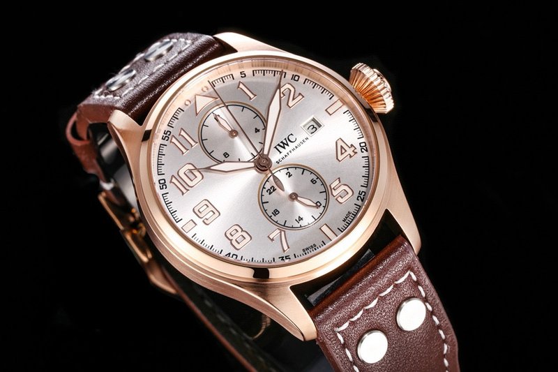 IWC 파일럿 시리즈 오토매틱 무브먼트 시계 001-251487