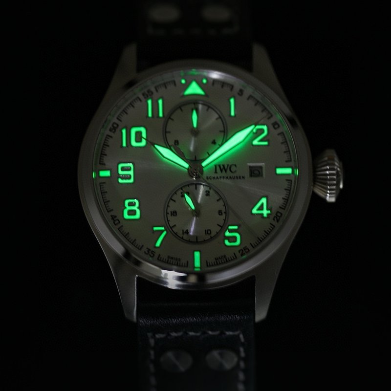 IWC 파일럿 시리즈 오토매틱 문페이즈 시계 001-251488
