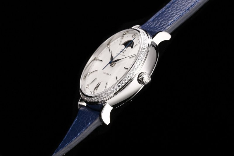 IWC 포르투기저 오백 문페이즈 시계 001-251490