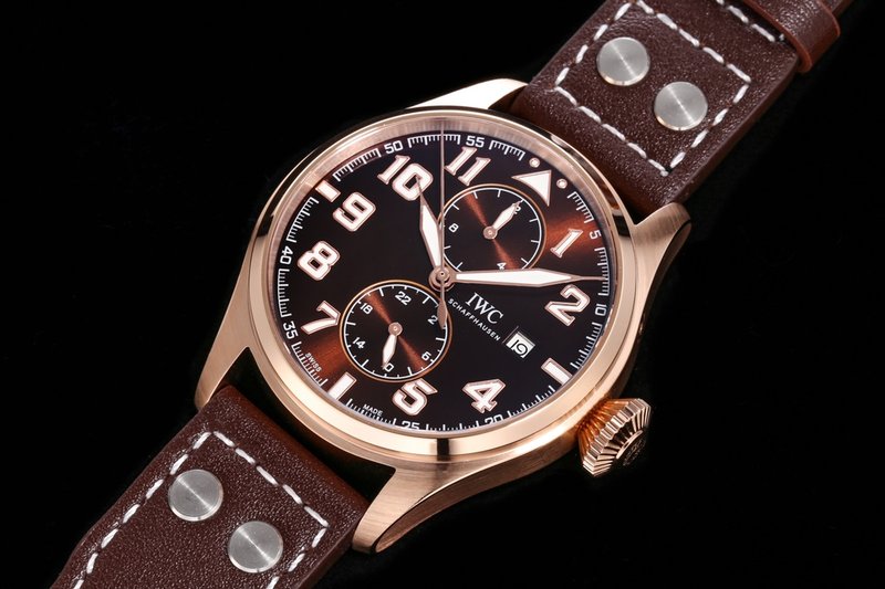IWC 파일럿 시리즈 오픈백 문페이즈 기계식 시계 001-251497