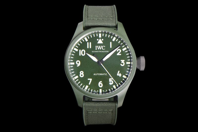 IWC 포레스트 그린 세라믹 티타늄 오토매틱 시계 001-251498