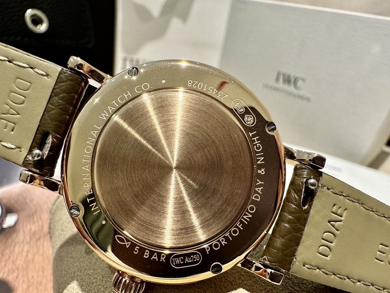 IWC 포르투기저 데이 나이트 오토매틱 시계 001-251515
