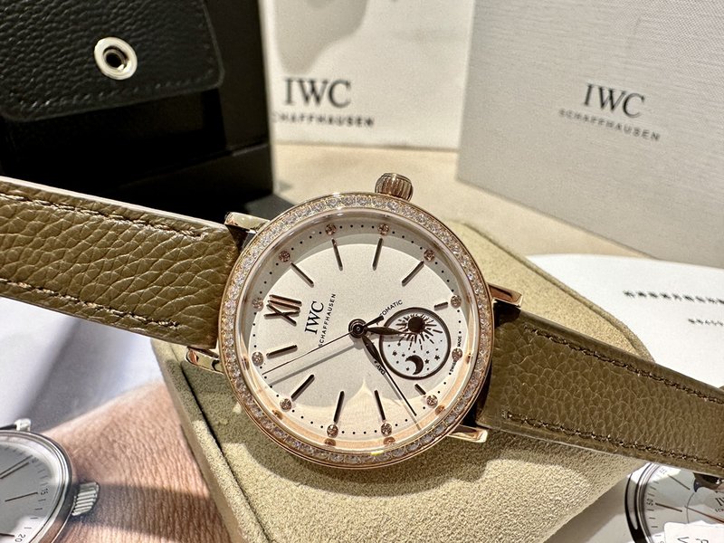 IWC 포르투기저 데이 나이트 오토매틱 시계 001-251515