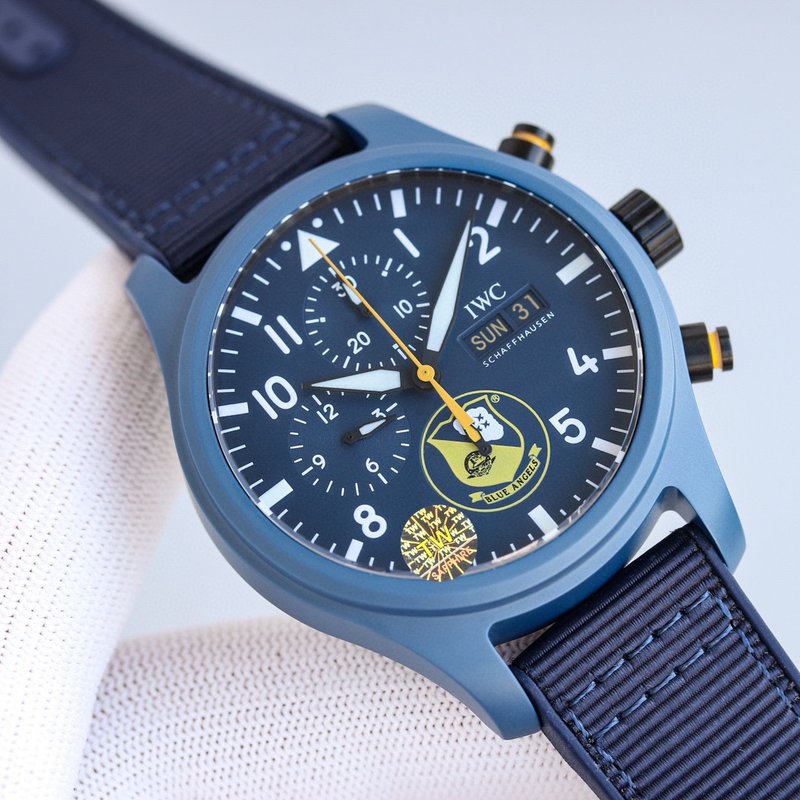 IWC 파일럿 세라믹 크로노그래프 시계 001-251518