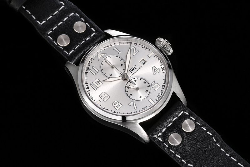 IWC 파일럿 시리즈 오픈백 문페이즈 오토매틱 시계 001-251520