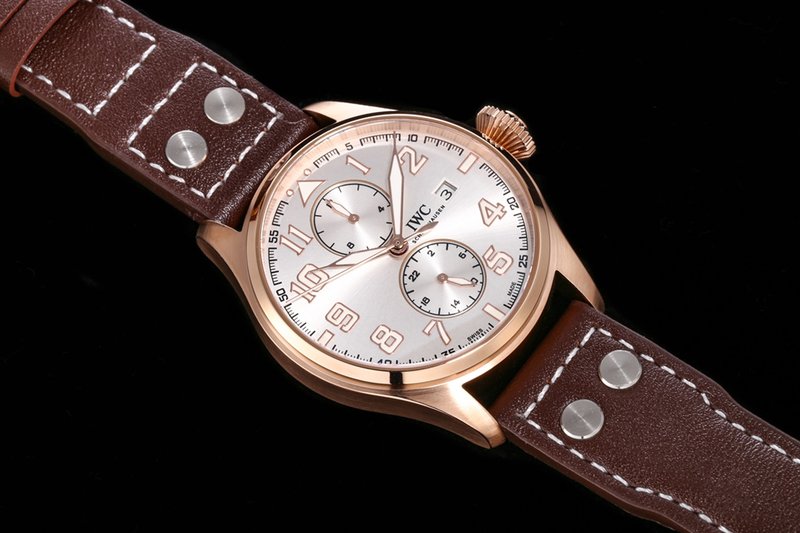 IWC 파일럿 시리즈 오픈백 무브먼트 시계 001-251522