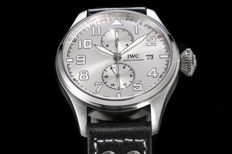 IWC 파일럿 시리즈 오픈백 문페이즈 오토매틱 시계 001-251525