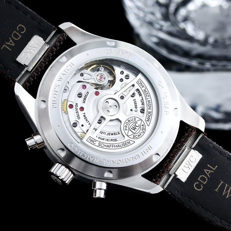 IWC 파일럿 시리즈 남성 오토매틱 시계 001-251548