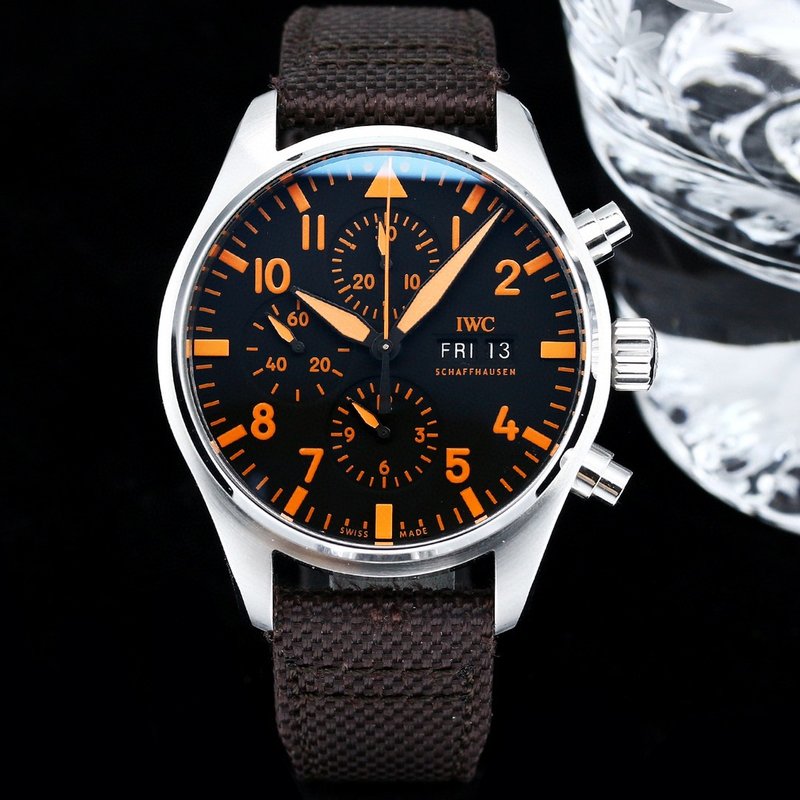 IWC 파일럿 시리즈 남성 오토매틱 시계 001-251548