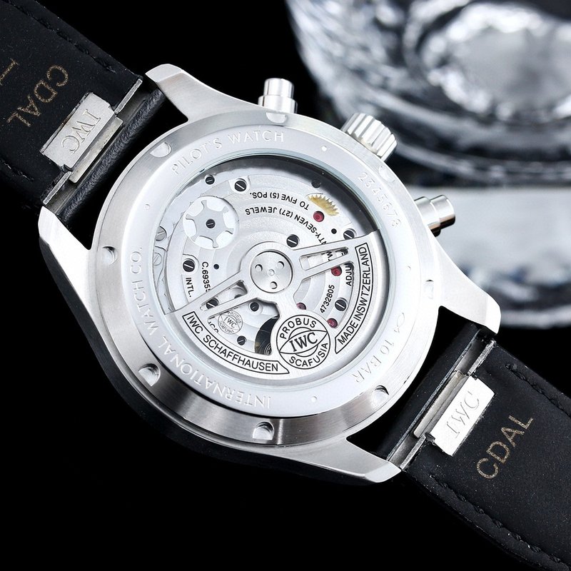 IWC 파일럿 시리즈 남성 오토매틱 시계 001-251547