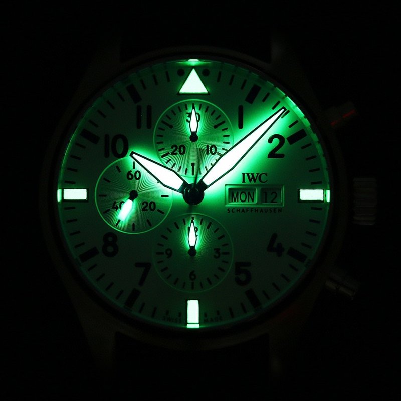 IWC 파일럿 시리즈 오토매틱 남성 시계 001-251549