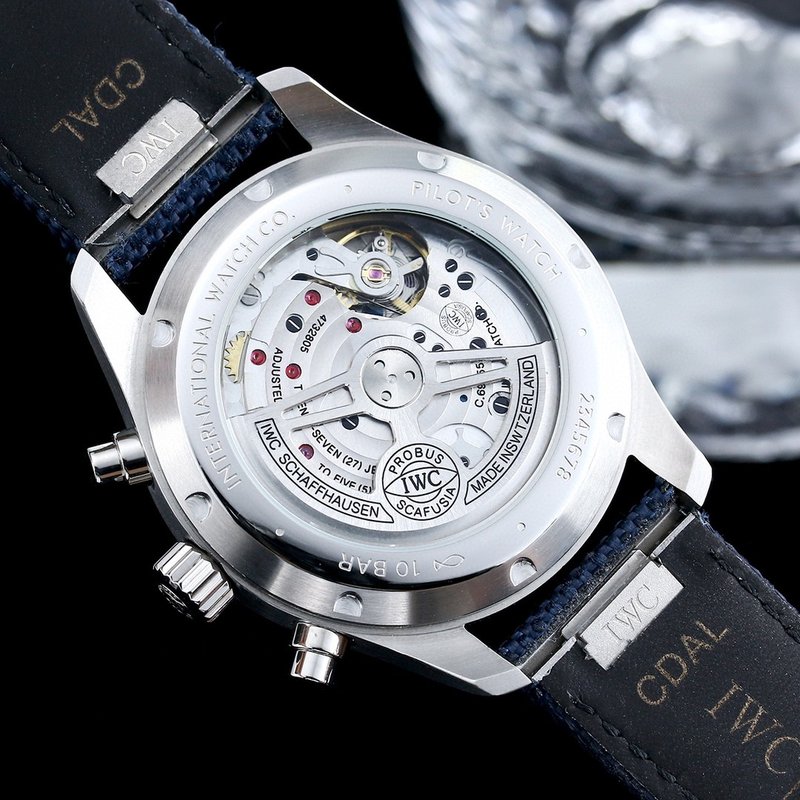 IWC 파일럿 시리즈 오토매틱 남성용 시계 001-251550