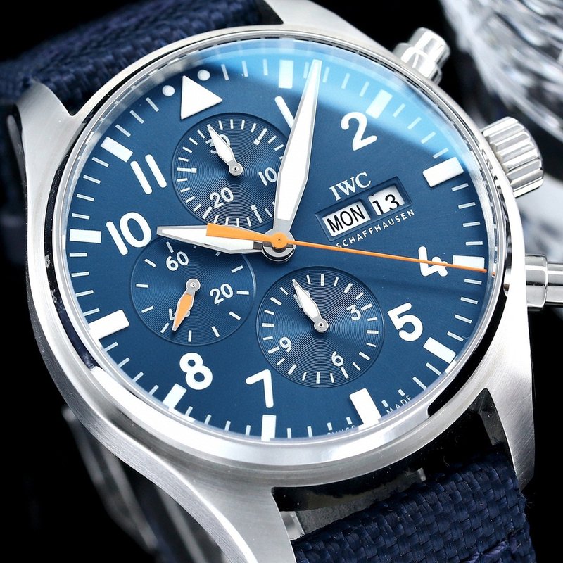 IWC 파일럿 시리즈 오토매틱 남성용 시계 001-251550