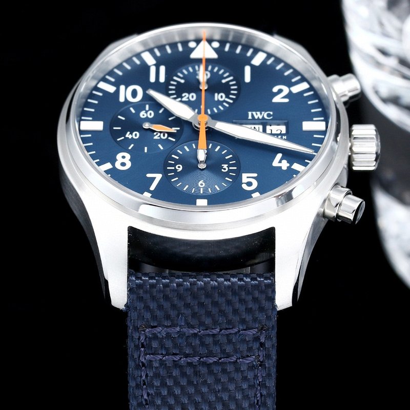 IWC 파일럿 시리즈 오토매틱 남성용 시계 001-251550