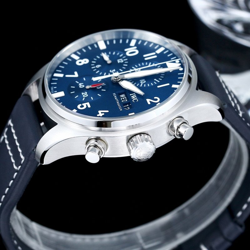 IWC 파일럿 시리즈 오토매틱 남성용 시계 001-251552