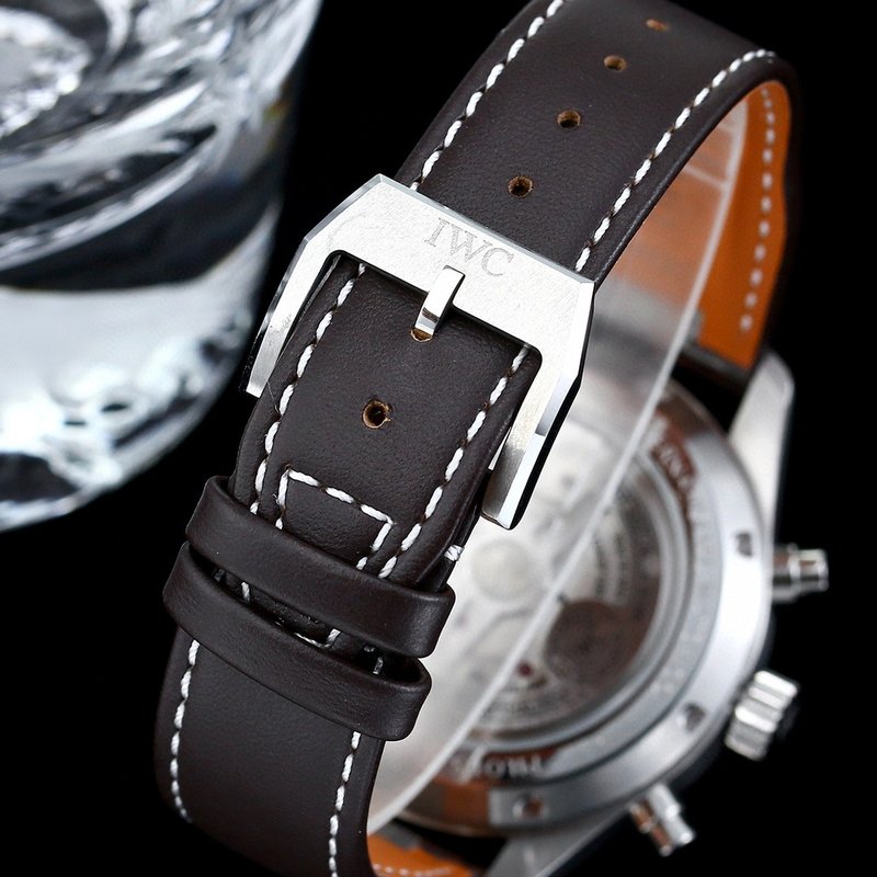 IWC 파일럿 시리즈 남성 오토매틱 시계 001-251556