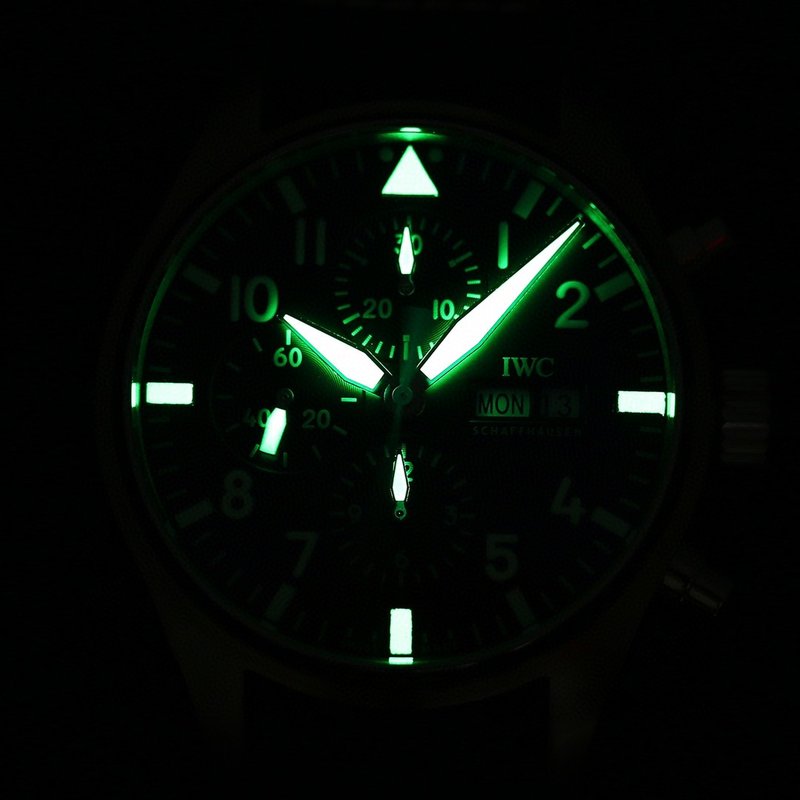 IWC 파일럿 시리즈 남성 오토매틱 시계 001-251556