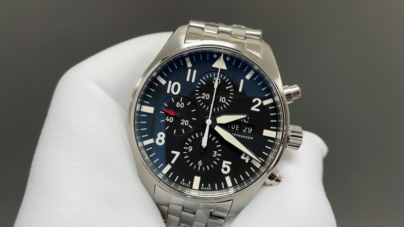 IWC 파일럿 시리즈 오토매틱 남성용 시계 001-251555