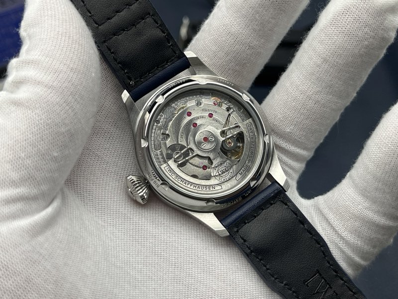 IWC 파일럿 시리즈 오픈백 문페이즈 오토매틱 시계 001-251558