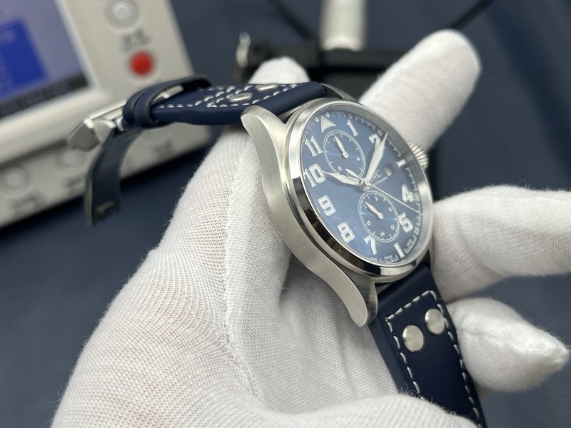 IWC 파일럿 시리즈 오픈백 문페이즈 오토매틱 시계 001-251558