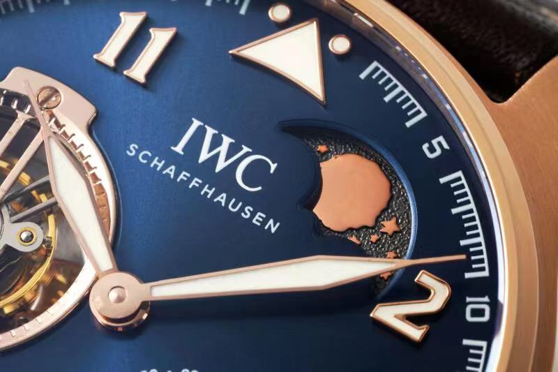 IWC 파일럿 워치 토르비용 시계 001-251560